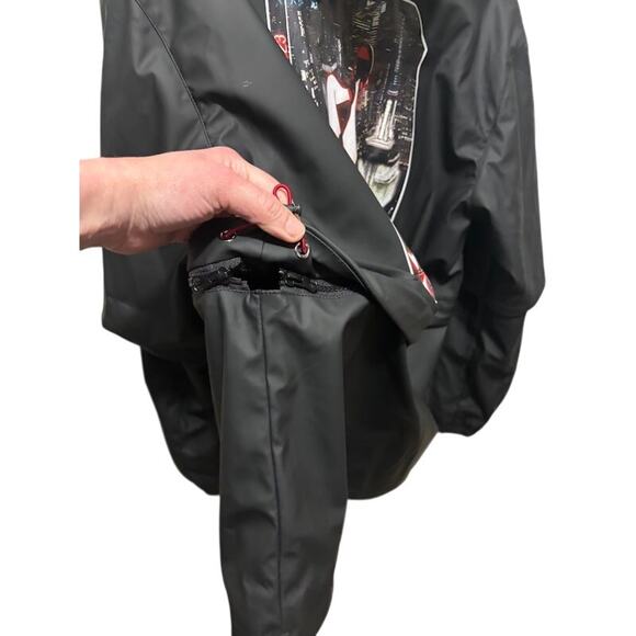 Sushito Clothing jacket coat ANIMENYC X Anime 2023 waterproof windbreaker L NWOT - Picture 9 of 11